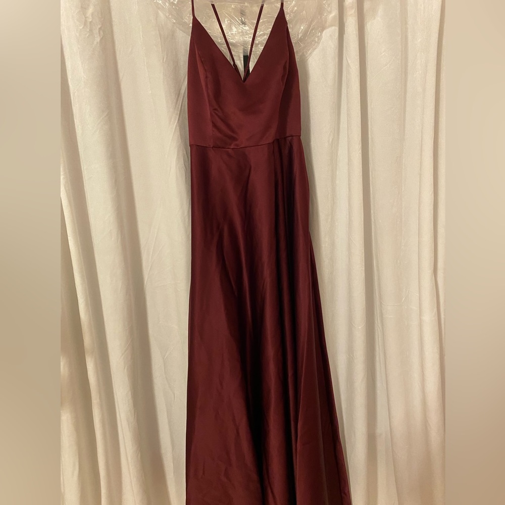 NWT DAVIDS BRIDAL WINE spaghetti strap satin a-line long bridesmaid dress sz 14